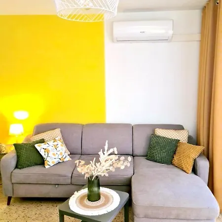 Mayor In Apartment *