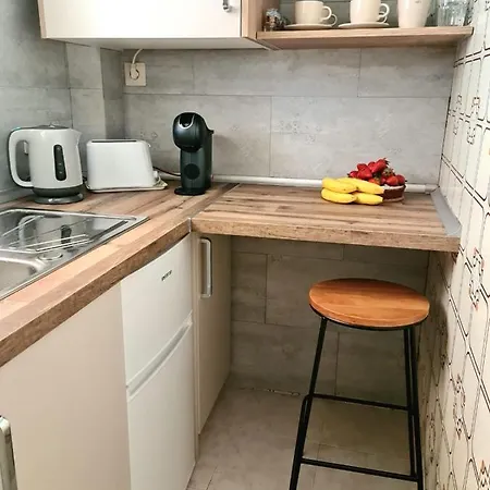 Mayor In Apartment